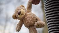 dítě bear-3288076 1280